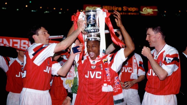 Arsenal to re-issue iconic 90s kit as part of retro collection
Livezstream.com