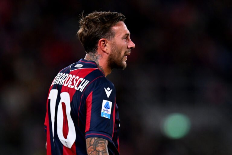 Bernardeschi worries Bologna with Supercoppa Italiana injury against Inter
Livezstream.com