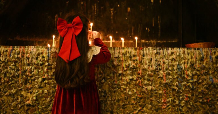 Christmas Around the World in Photos Livezstream.com