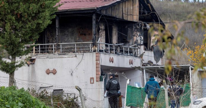 ISIS Militants Kill 3 Police Officers in Turkey Livezstream.com ISIS Militants Kill 3 Police Officers in Turkey Livezstream.com