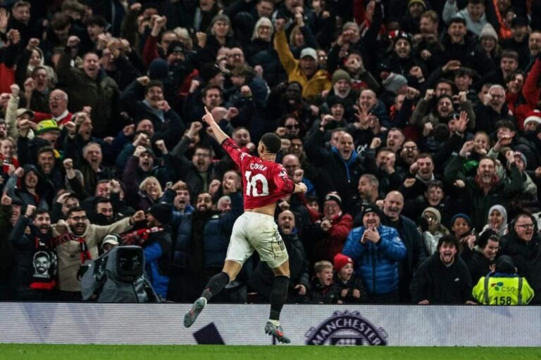 LIVE – Man United v Newcastle: Commentary, updates, goals and stats
Livezstream.com