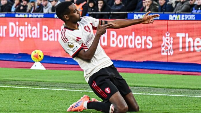 Liverpool confirm Alexander Isak surgery after suffering broken leg against Liverpool confirm Alexander Isak surgery after suffering broken leg against Tottenham
Livezstream.com