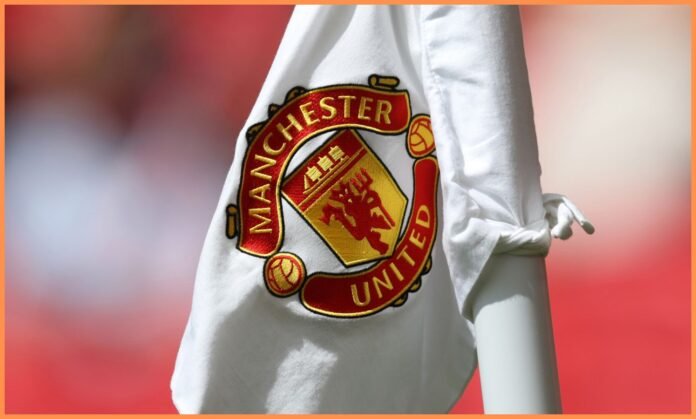 Man United reaffirm committment to midfielder despite claim they wanted to sell him
Livezstream.com