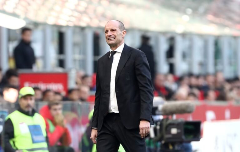 Milan coach Allegri expected to receive punishment after Supercoppa insults
Livezstream.com