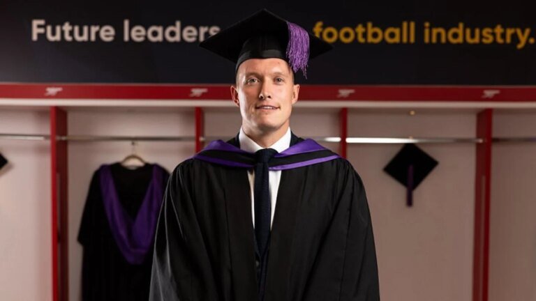 Phil Jones hints at future plans after PFA Business School graduation
Livezstream.com