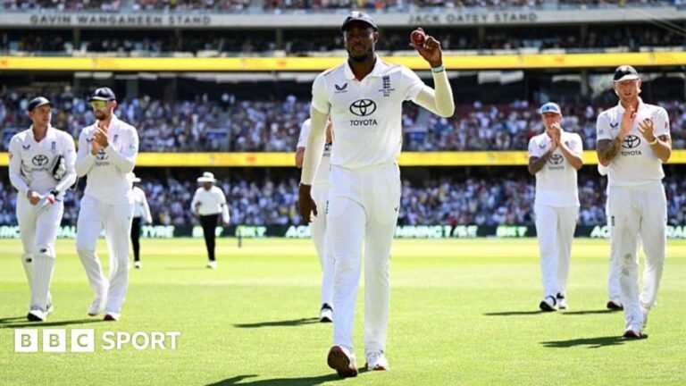 When is the fourth Ashes Test?
Livezstream.com