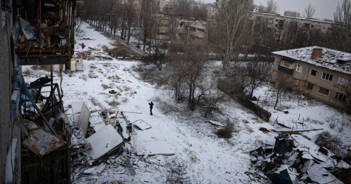 Zelensky Expresses Wary Optimism About Ukraine Peace Plan Livezstream.com