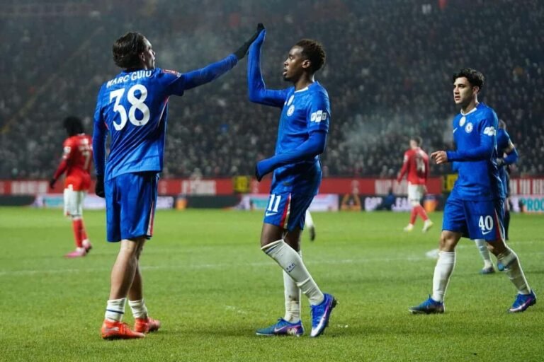 Charlton 1-5 Chelsea: Rosenior era starts emphatically as Blues hit five in FA Cup Third Round
Livezstream.com