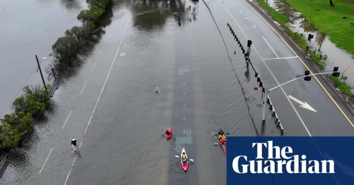 High tides and heavy rain flood parts of California’s Bay Area Livezstream.com