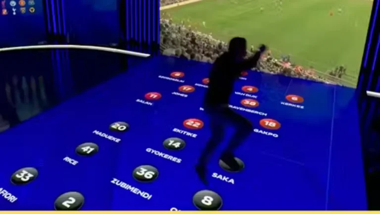 Jamie Carragher goes bananas after dramatic Rio Ngumoha Liverpool winner
Livezstream.com
