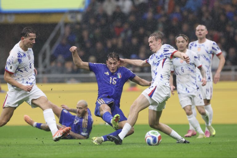 Serie A clubs and coaches don’t care about Italy national team, newspaper says
Livezstream.com