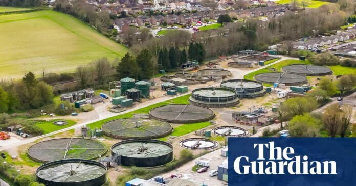 Wessex Water bosses handed £50,000 in extra pay despite Labour Wessex Water bosses handed £50,000 in extra pay despite Labour government’s bonus ban Livezstream.com