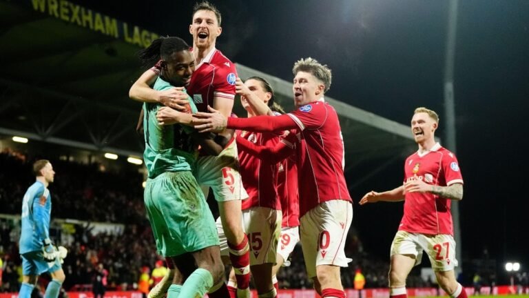 Wrexham 3-3 (4-3 on pens) Nottingham Forest: Report, result and goals as Red Dragons down Premier League club
Livezstream.com