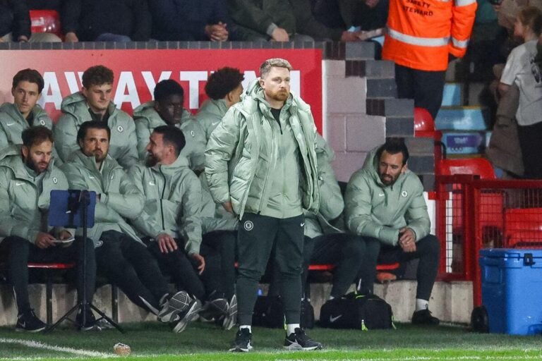 ‘A crazy 24 hours!’ Interim Chelsea boss Calum McFarlane reacts to Maresca departure amid growing Rosenior speculation
Livezstream.com